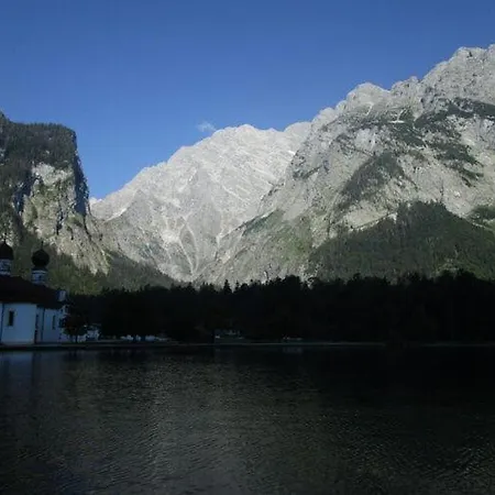 Alpine View Romi انزل